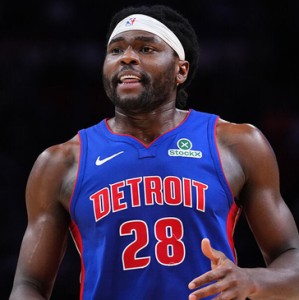 开云App-斯图尔特：我将球场看作是战场 绝不会轻易认输让对手轻松取胜|以赛亚-斯图尔特|以赛亚·斯图尔特|以赛亚-利弗斯|底特律活塞队|nba_新浪体育_新浪新闻